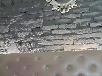 vixvixenn's chat room