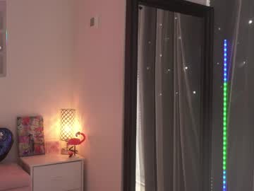 mysticxkitty's chat room