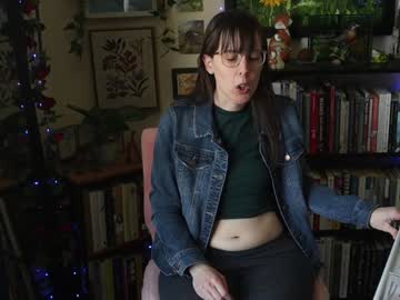 ellynaomi's chat room