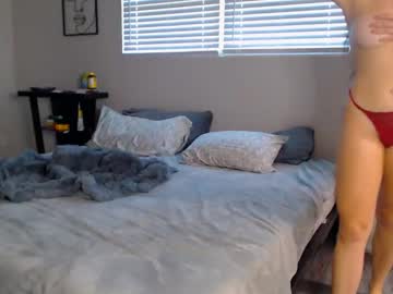 zoeemonroe's chat room