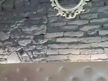 vixvixenn's chat room