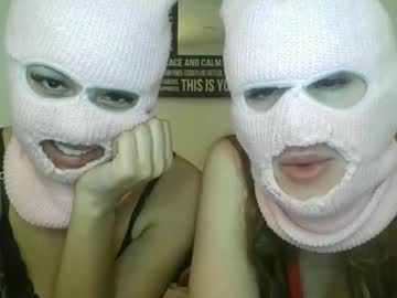 twogirlslove's chat room