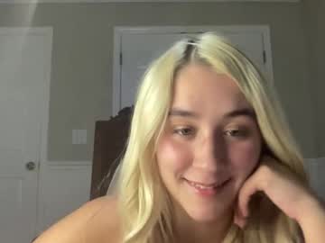 irispink1's chat room