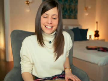 newchloe18's chat room