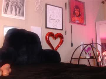 milf_lacey's chat room