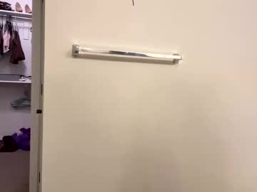 kyliemiley's chat room