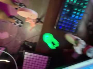 kuromixx444's chat room