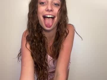 rileysmitheree's chat room