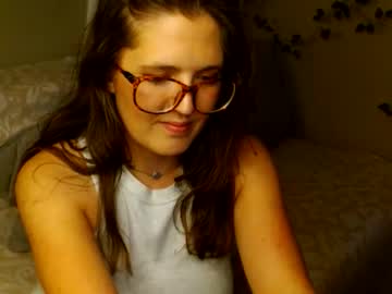 mindymounds's chat room