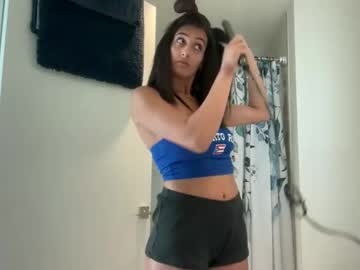 camiliakxoxo's chat room