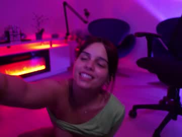 lilbeccaxo's chat room