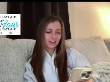 laylahlaylah1's chat room