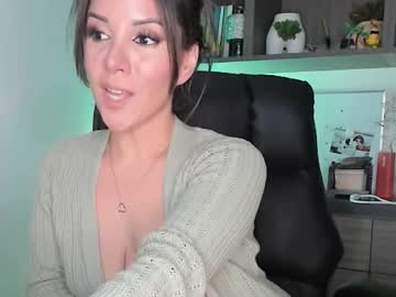 monilee69's chat room