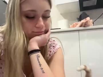 lanademira's chat room