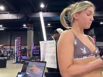 graciemae_baexx's chat room