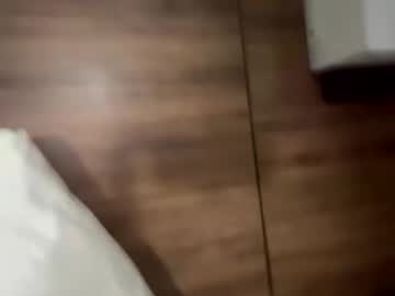 deepthroatqueen33's chat room