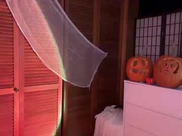 averyyy333's chat room