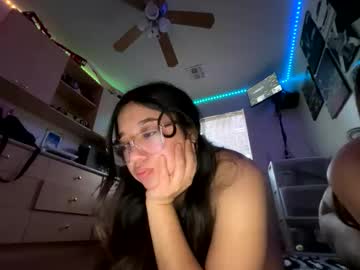 sexylatina22493587's chat room