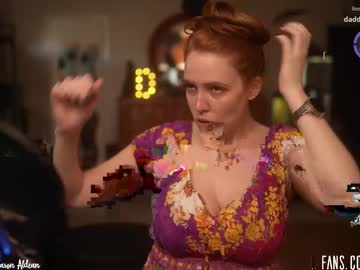 tinatopp's chat room