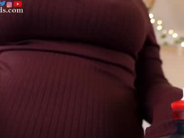 serareads's chat room