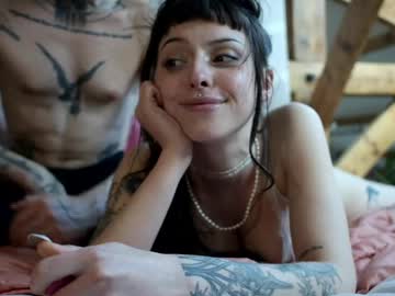 ceremonyofinnocence's chat room