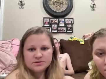 fall_flowers96's chat room