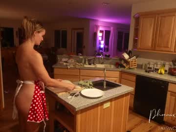 phoenix_taylor's chat room