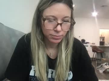 texas_blonde's chat room