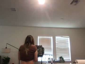 texas_blonde's chat room