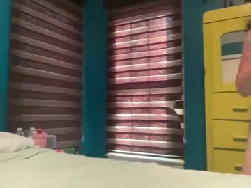 matchingtracksuits's chat room