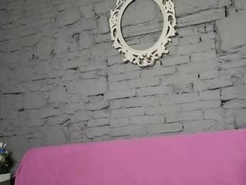 vixvixenn's chat room