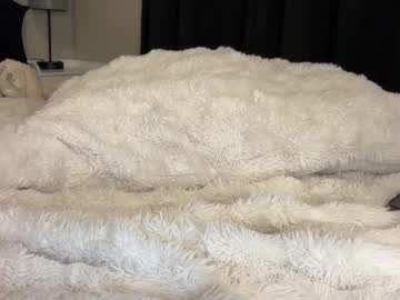 camilaaa15's chat room