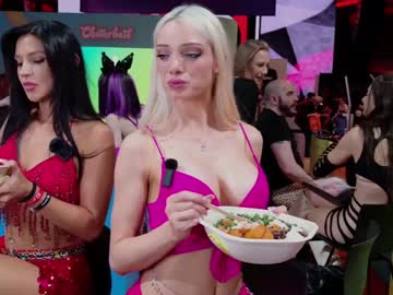 bunnydollstella's chat room