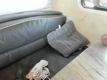 eatthebooty420's chat room