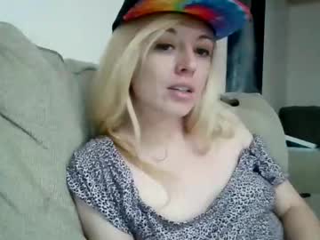 mizzymay10101's chat room