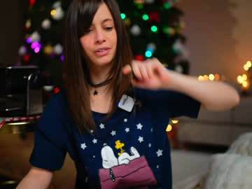 newchloe18's chat room