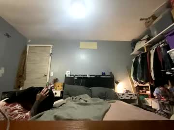 daddy88111's chat room