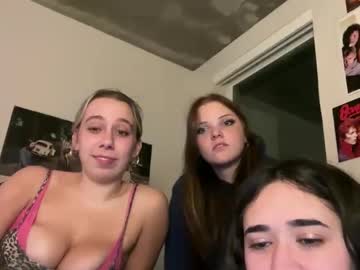 fionalioness's chat room