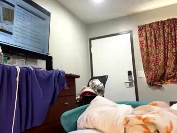 kibrombariu45's chat room