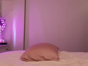 valerie_james3's chat room