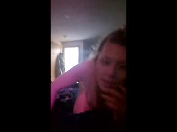 babybluestream's chat room