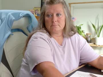 curiouscouple3143's chat room