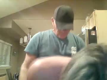 babyblues143's chat room