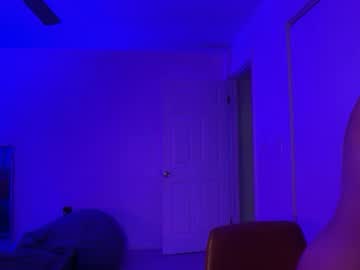 little_lies's chat room