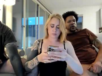 taylorxxxrae's chat room