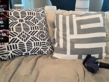 ladybabs's chat room