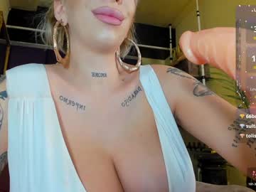 sofiequeen_'s chat room