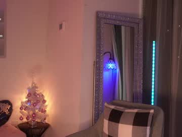 mysticxkitty's chat room