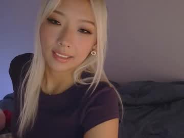 vivianwinters's chat room