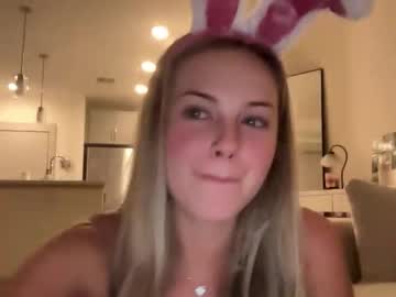 luvaimee's chat room